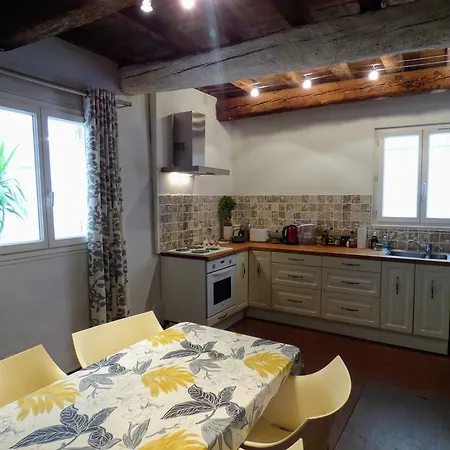 Holiday home Maison Rousseau *